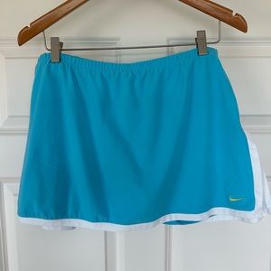 Nike Dri-Fit Turquoise Athletic Skort